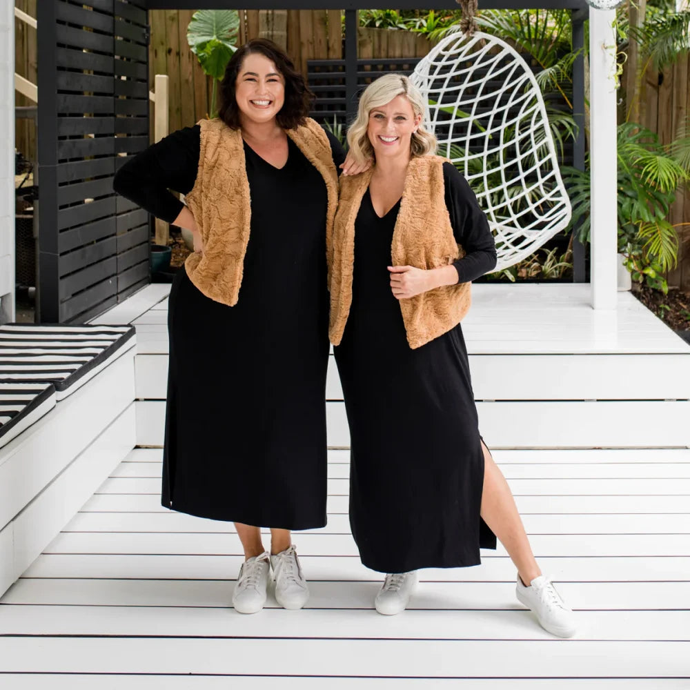 How to Wear a Maxi Dress in Winter : Style Tips