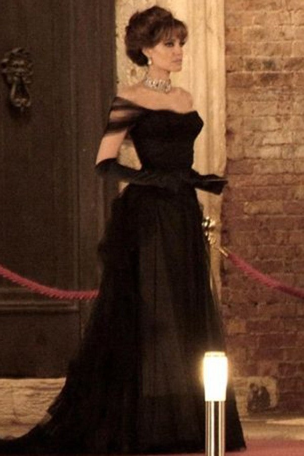 Angelina Jolie Black Off-the-shoulder Evening Gown Movie The Tourist